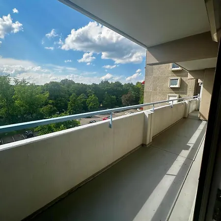 Panorama - 5 Einzelbetten, Kueche, Balkon, Parkplatz, Aufzug, Wlan Appartement